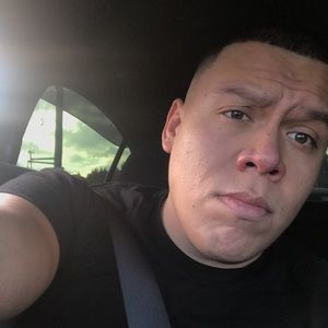 Meet your Posher, Luis